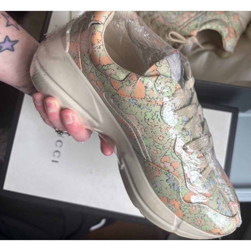 Gucci BlossomShoes Womens Lace up Sneakers Size 6-6.5 Used Dust Bag Box Included - Picture 4 of 15